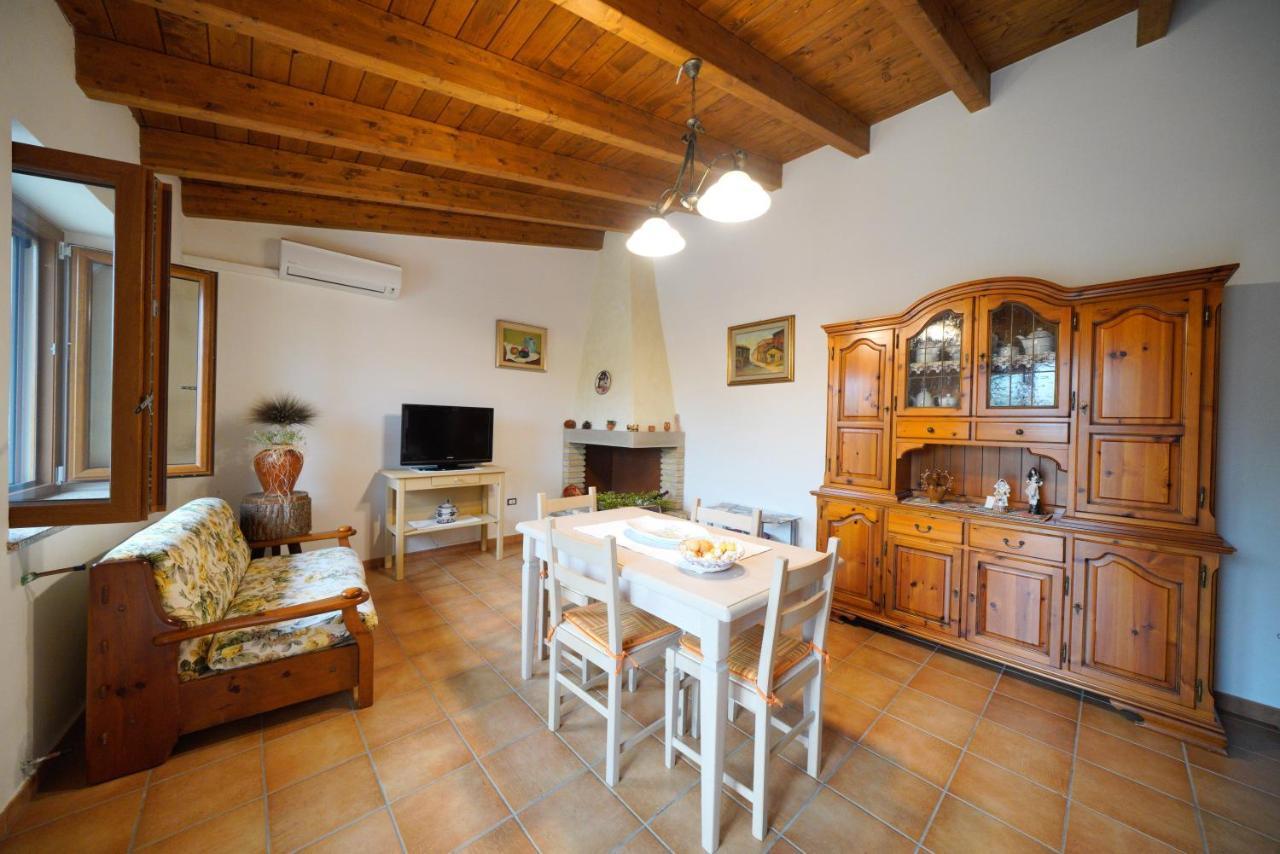 L'Oliveto Apartment Nuxis ภายนอก รูปภาพ